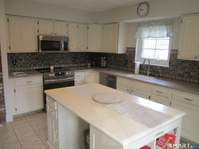 107 Country Club Road, Cheshire, CT 06410