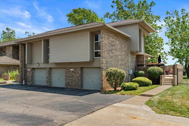 1100 Saint Aubin Place, Detroit, MI 48207