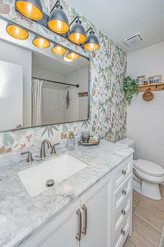995 Oakcrest Drive, Charleston, SC 29412
