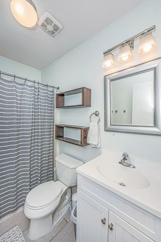 995 Oakcrest Drive, Charleston, SC 29412
