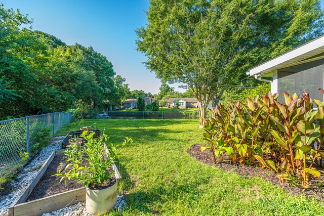 995 Oakcrest Drive, Charleston, SC 29412