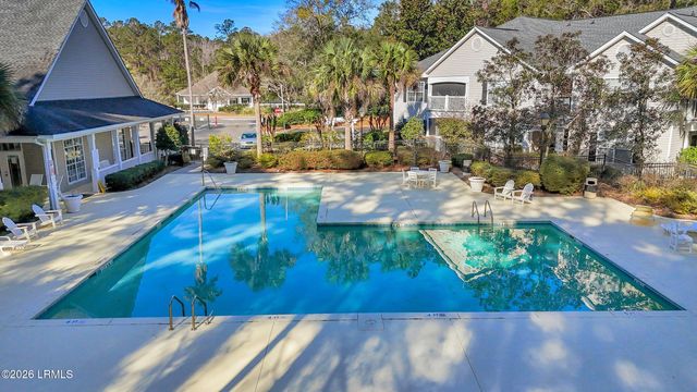 50 Pebble Beach Cv Apt A112, Bluffton, SC 29910
