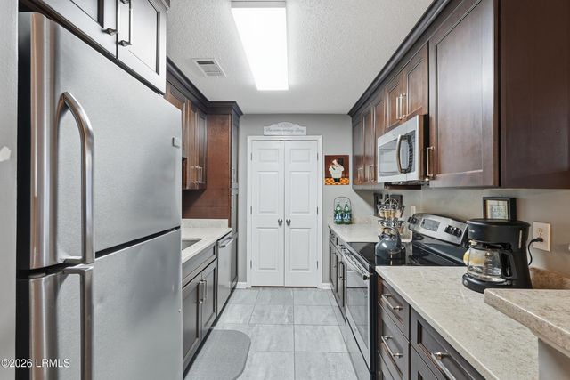 50 Pebble Beach Cv Apt A112, Bluffton, SC 29910