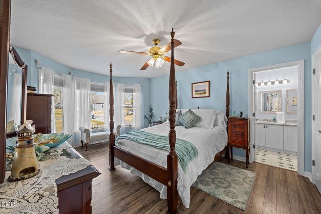 6194 Friedens Grove Road, Gibsonville, NC 27249