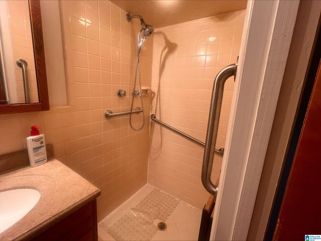 216 MIMOSA CIRCLE, Hueytown, AL 35023