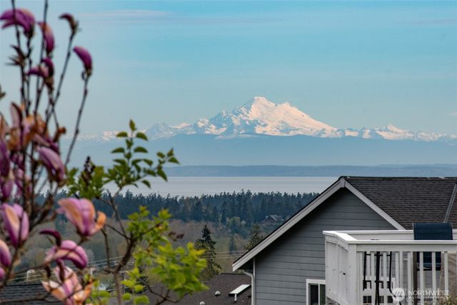 31 Topaz Way, Sequim, WA 98382
