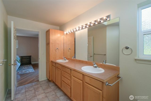 31 Topaz Way, Sequim, WA 98382