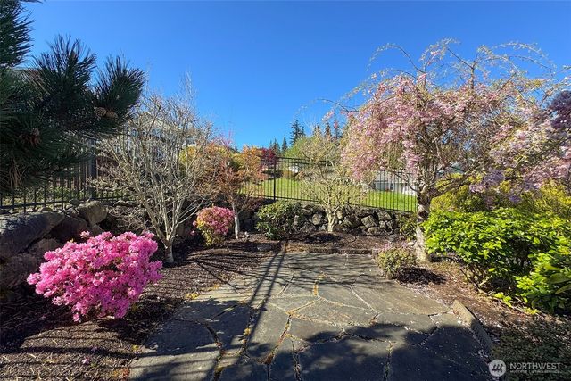 31 Topaz Way, Sequim, WA 98382