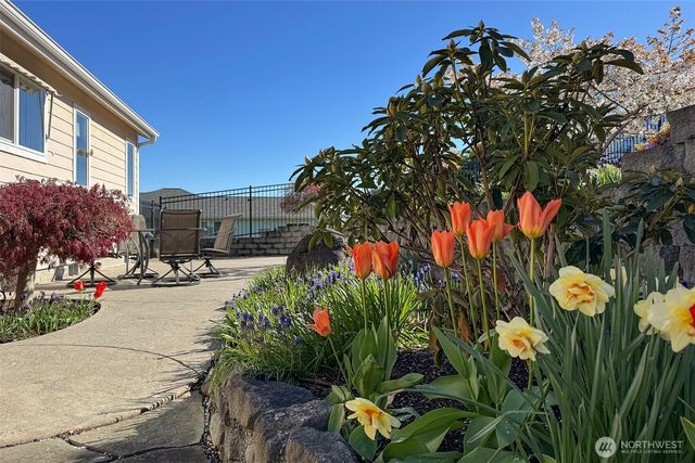 31 Topaz Way, Sequim, WA 98382