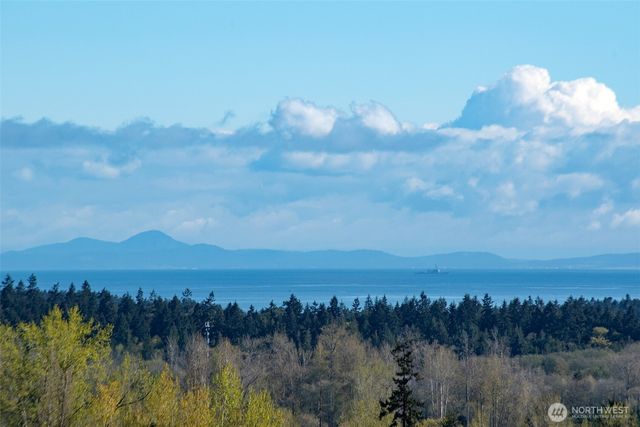 31 Topaz Way, Sequim, WA 98382