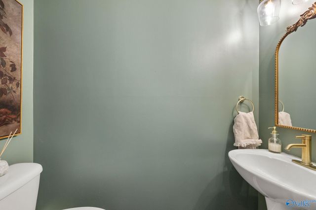 1611 Stone River Place, Decatur, AL 35603