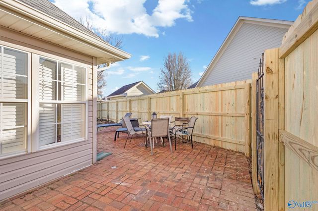 1611 Stone River Place, Decatur, AL 35603