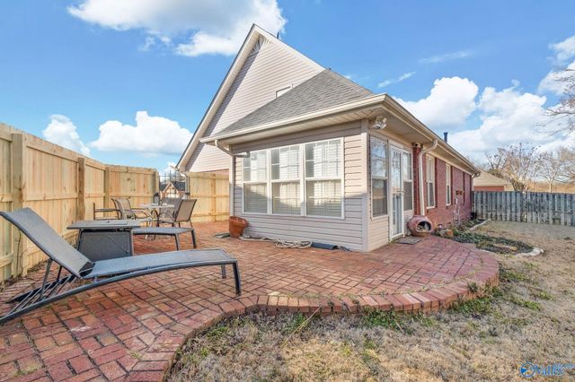 1611 Stone River Place, Decatur, AL 35603