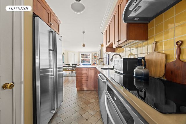 799 Carroll Street, New York City, NY 11215