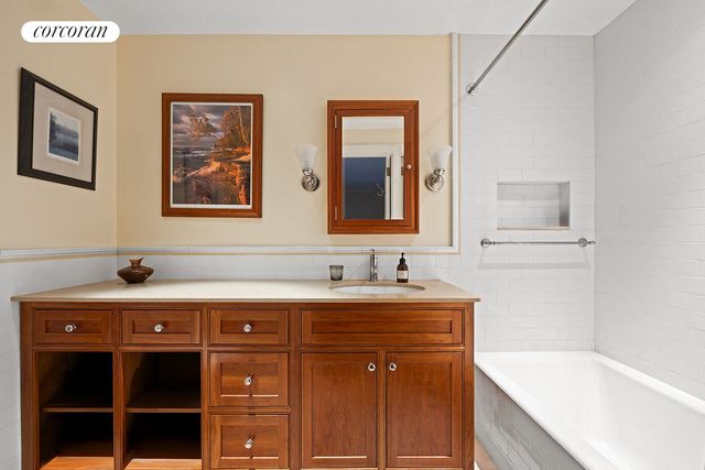 799 Carroll Street, New York City, NY 11215