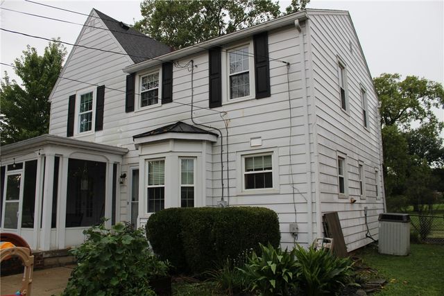 1800 Pembrook Road, Springfield, OH 45504