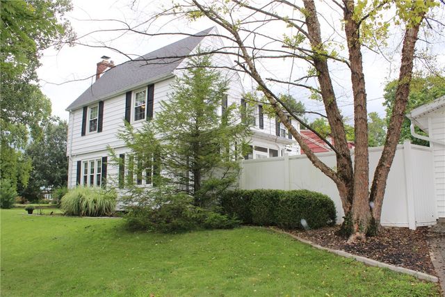 1800 Pembrook Road, Springfield, OH 45504