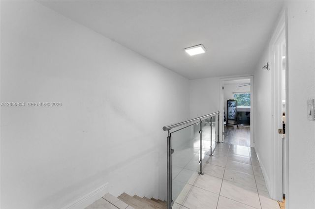 9958 SW 88th St 522-5, Miami, FL 33176