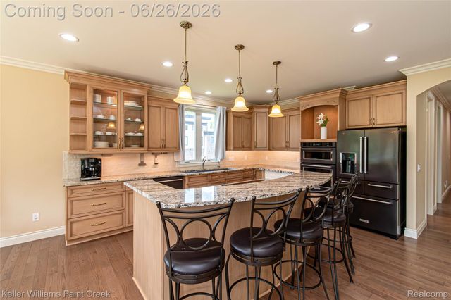 2400 Inwood Road, Washington Township, MI 48095