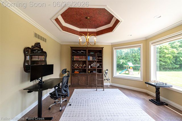 2400 Inwood Road, Washington Township, MI 48095