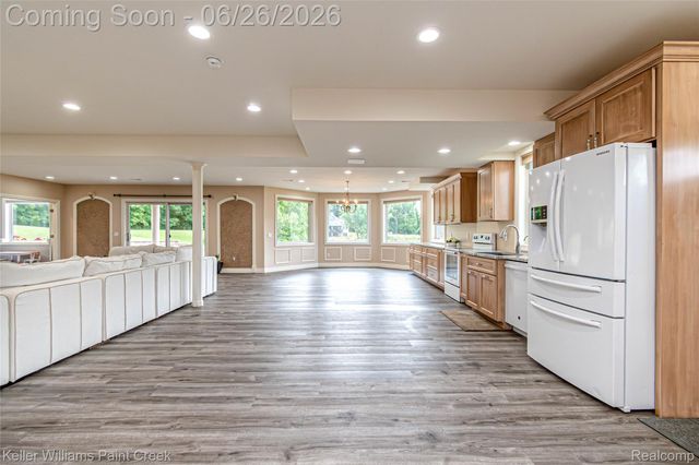 2400 Inwood Road, Washington Township, MI 48095