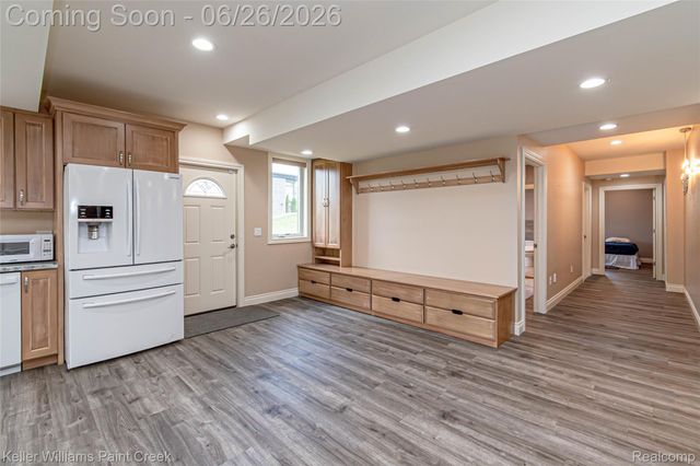 2400 Inwood Road, Washington Township, MI 48095