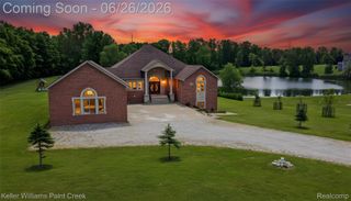 2400 Inwood Road, Washington Township, MI 48095