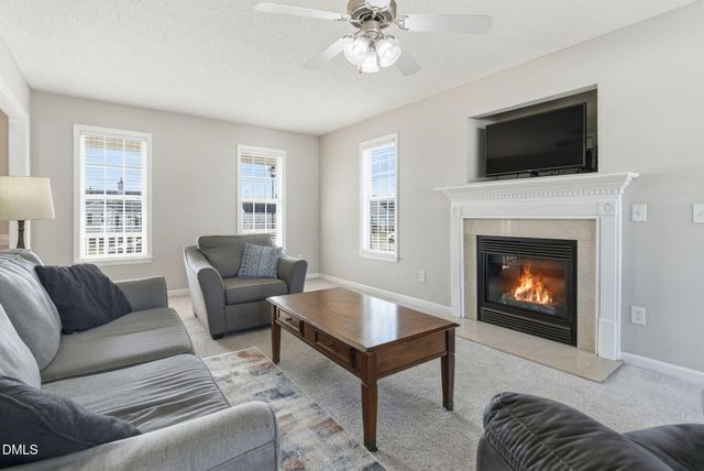 139 Woodglen Drive, Clayton, NC 27527