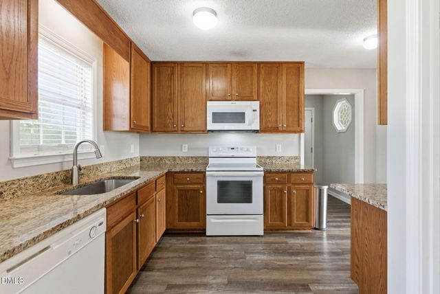 139 Woodglen Drive, Clayton, NC 27527