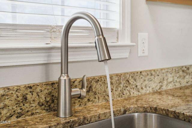 139 Woodglen Drive, Clayton, NC 27527