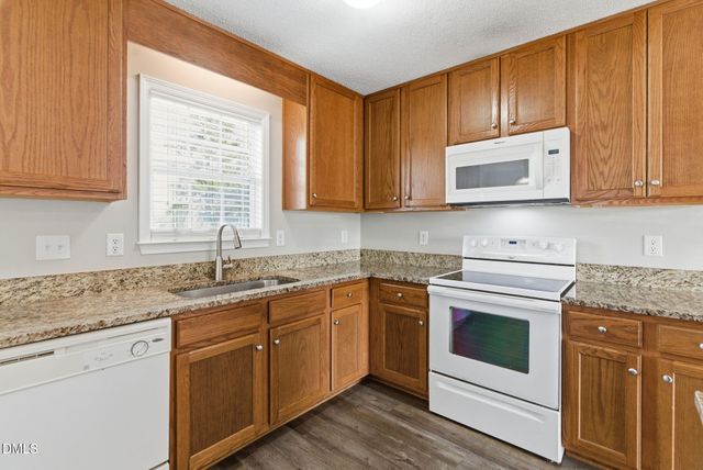 139 Woodglen Drive, Clayton, NC 27527