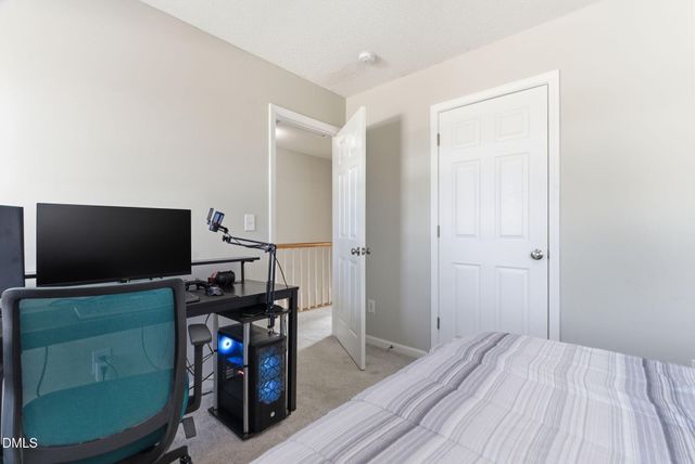 139 Woodglen Drive, Clayton, NC 27527