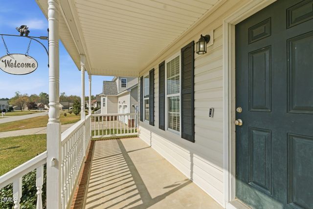 139 Woodglen Drive, Clayton, NC 27527