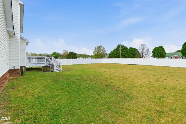 139 Woodglen Drive, Clayton, NC 27527