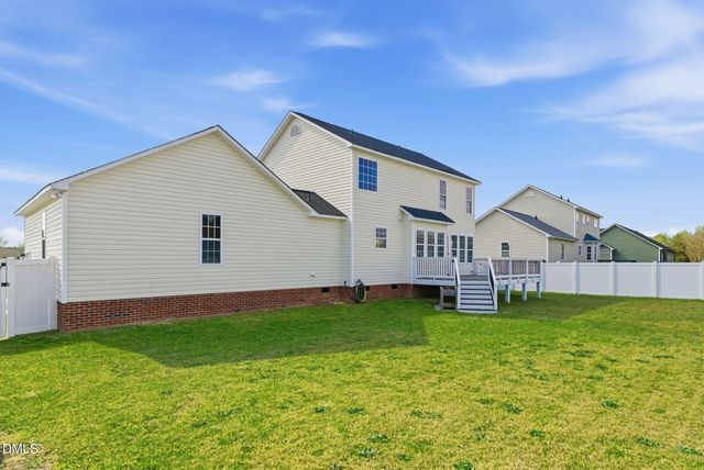 139 Woodglen Drive, Clayton, NC 27527