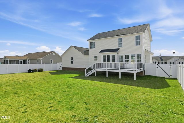 139 Woodglen Drive, Clayton, NC 27527