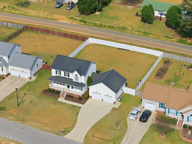 139 Woodglen Drive, Clayton, NC 27527