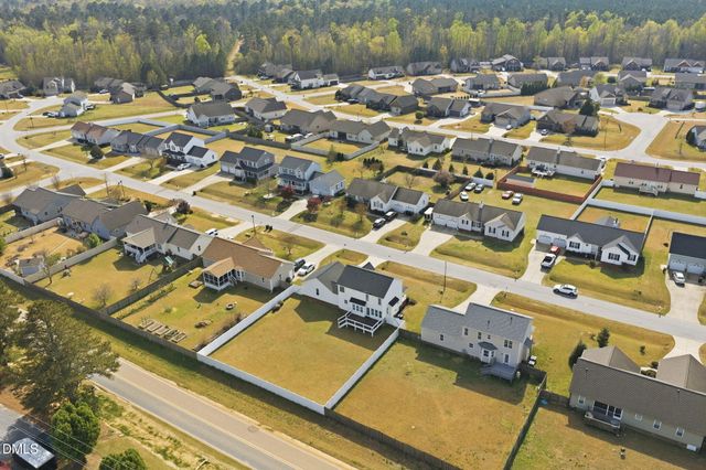 139 Woodglen Drive, Clayton, NC 27527