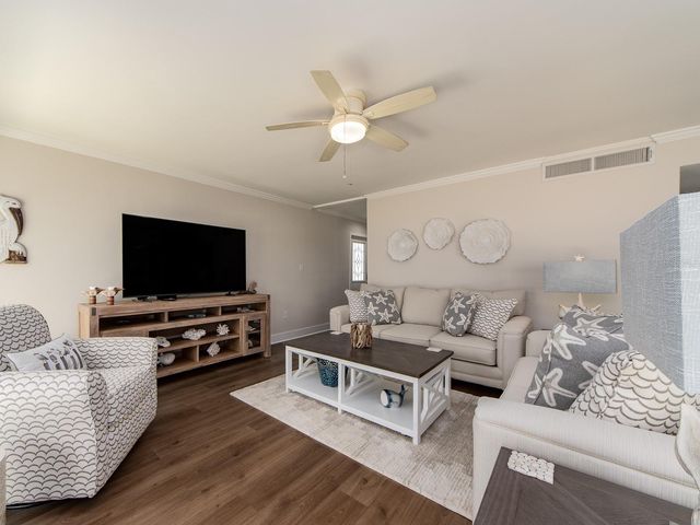 1401 GULF BOULEVARD 117, Clearwater Beach, FL 33767