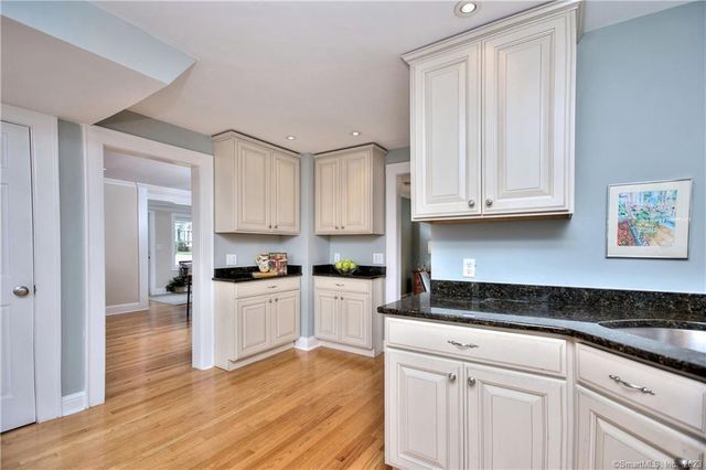 25 Maplewood Avenue, Westport, CT 06880