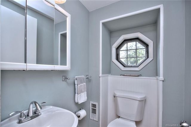 25 Maplewood Avenue, Westport, CT 06880