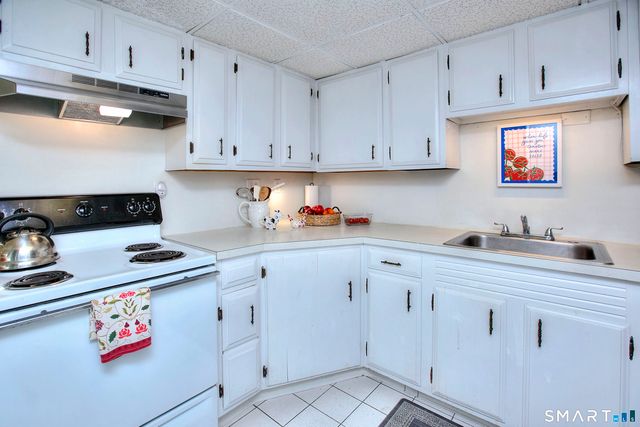 25 Maplewood Avenue, Westport, CT 06880