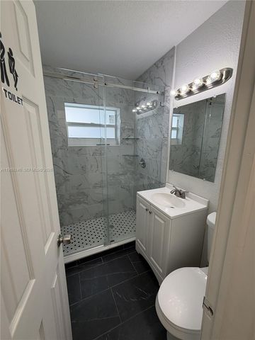 3950 NW 171st Ter, Miami Gardens, FL 33055