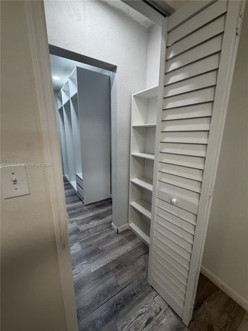 3950 NW 171st Ter, Miami Gardens, FL 33055