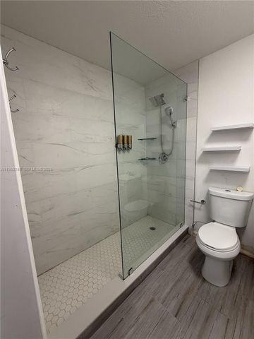 3950 NW 171st Ter, Miami Gardens, FL 33055