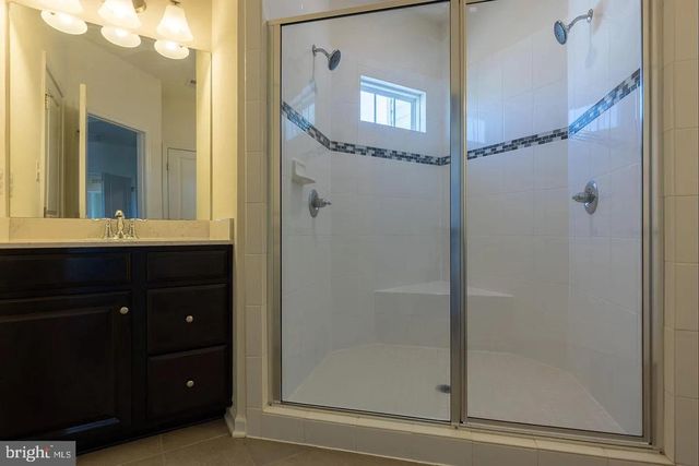 7584 BRUNSON CIR, Gainesville, VA 20155