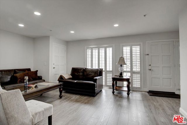 108 W Maple Street 27, Glendale, CA 91204