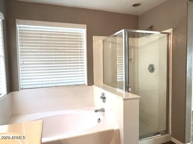 3827 E TRIGGER Way, Gilbert, AZ 85297