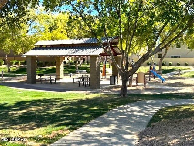 3827 E TRIGGER Way, Gilbert, AZ 85297