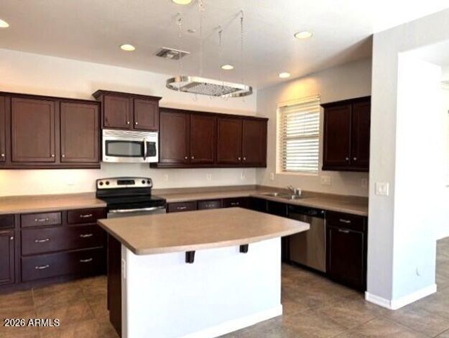 3827 E TRIGGER Way, Gilbert, AZ 85297